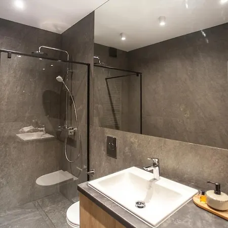 Apartment Spacious