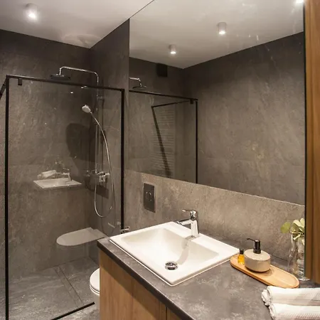 Apartment Spacious *