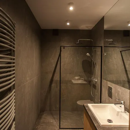 Spacious Apartment Czestochowa